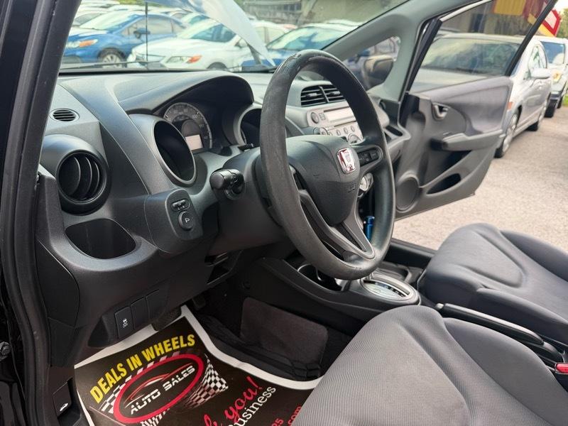 Honda Fit 5-Speed AT 2011