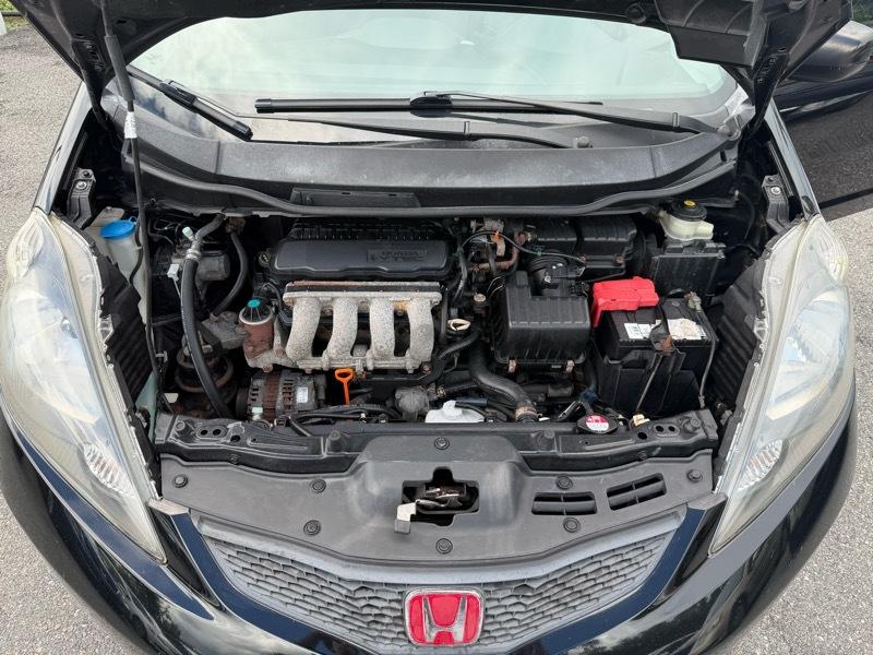 Honda Fit 5-Speed AT 2011