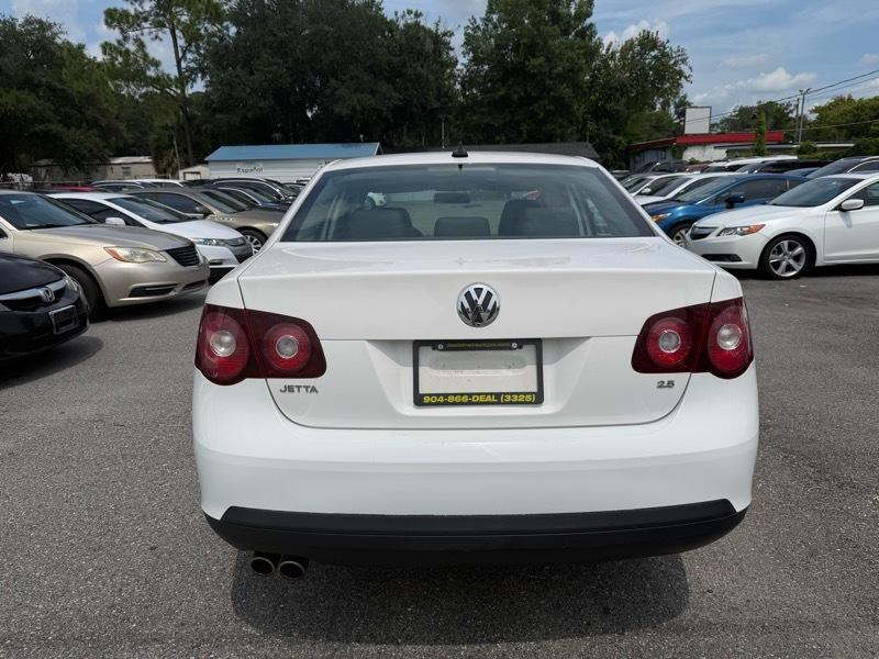 Volkswagen Jetta SE 2009