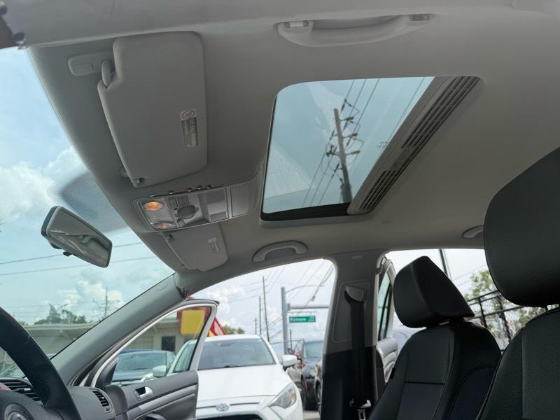 Volkswagen Jetta SE 2009