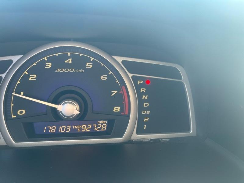 Honda Civic LX 4D Sedan 2010