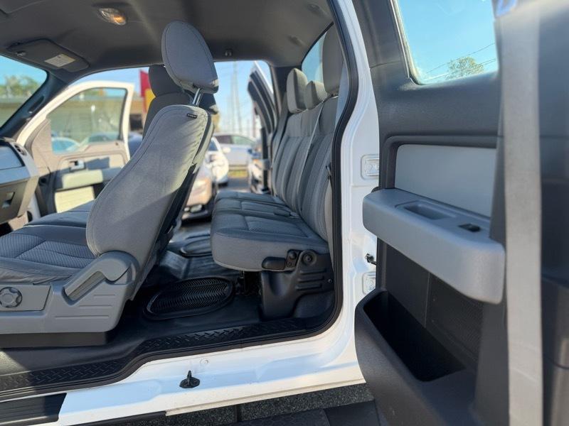 Ford F-150 XL 2WD 2013