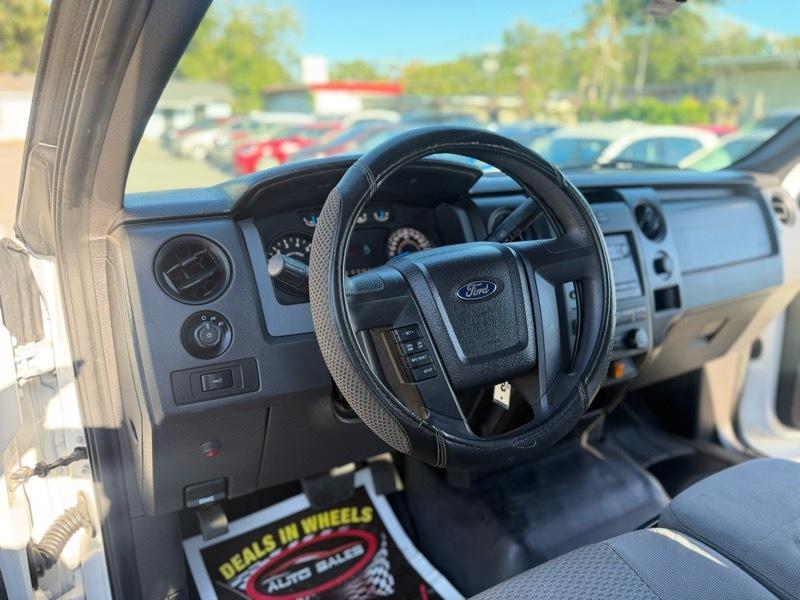 Ford F-150 XL 2WD 2013