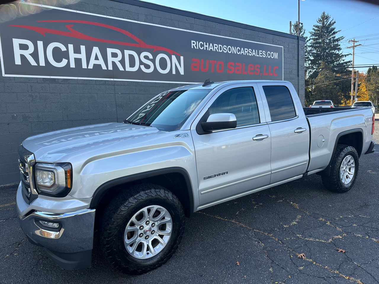 2019 GMC Sierra 1500 SLE Double Cab 4WD