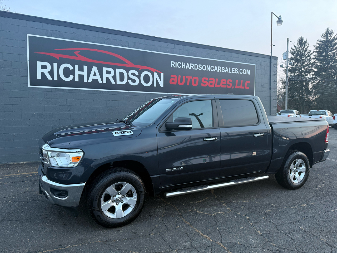 2019 RAM 1500 Big Horn 4x4 Crew Cab 5'7" Box