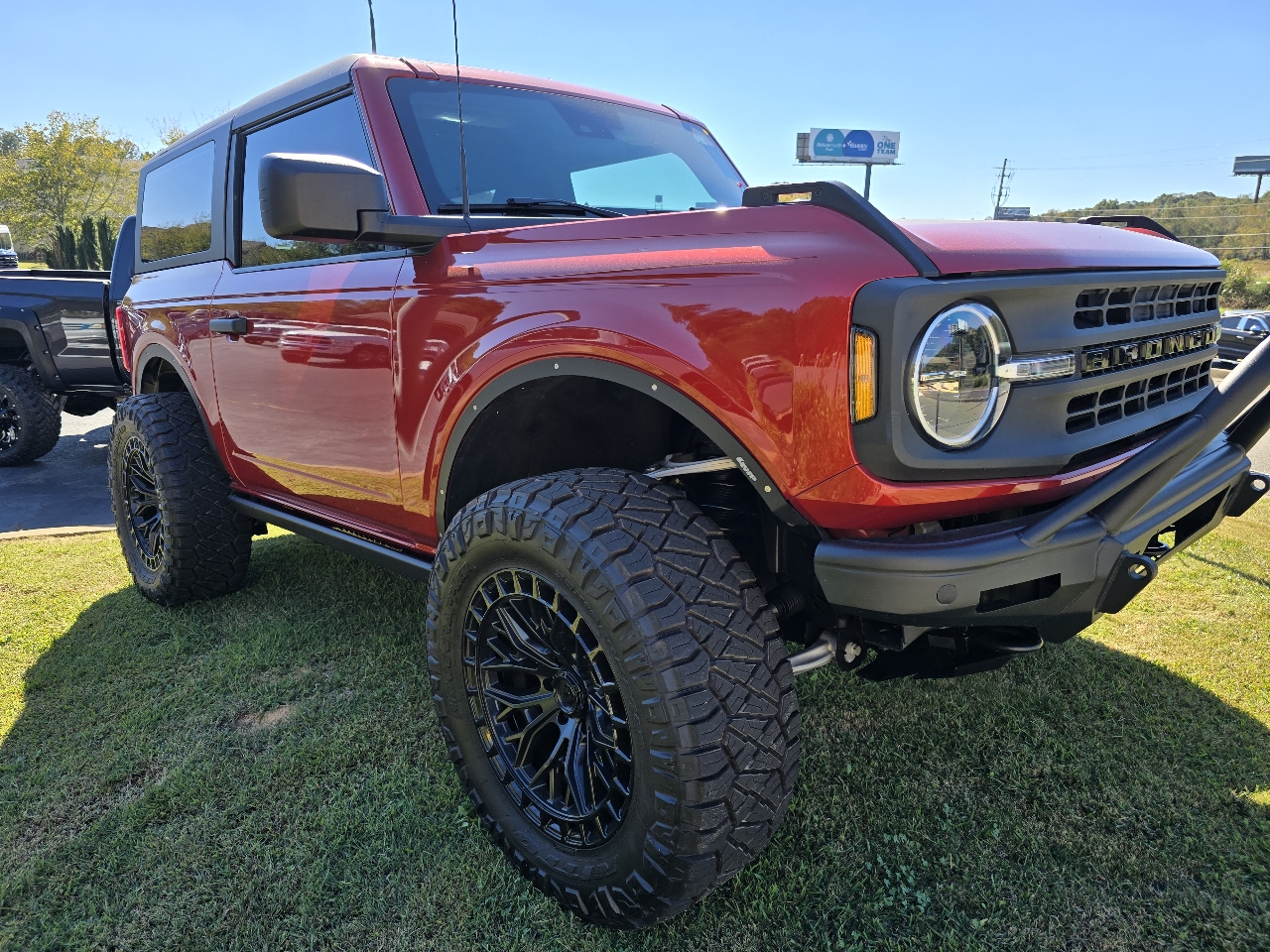 2023 Ford Bronco Base 2-Door