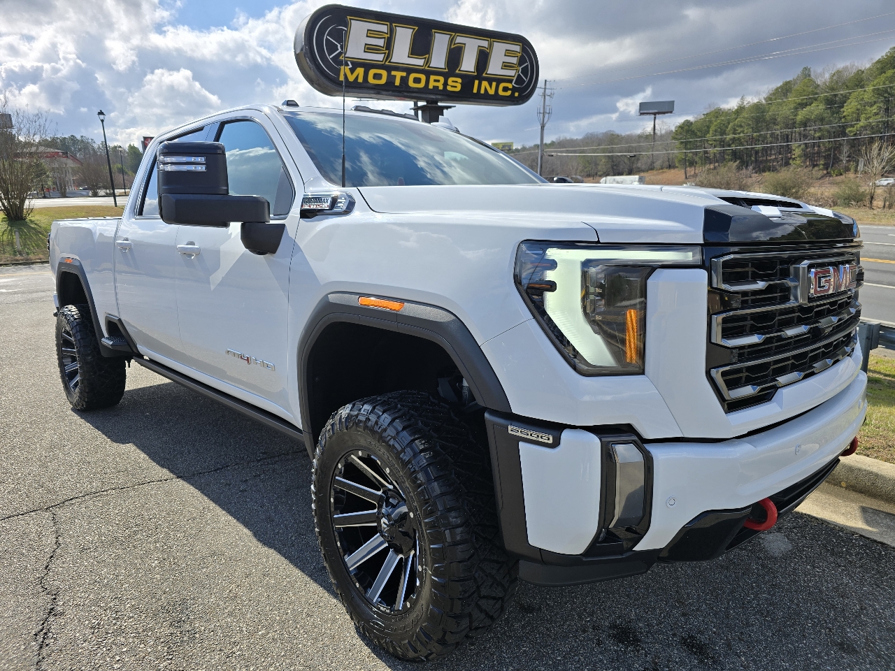 2024 GMC Sierra 2500HD AT4 Crew Cab 4WD