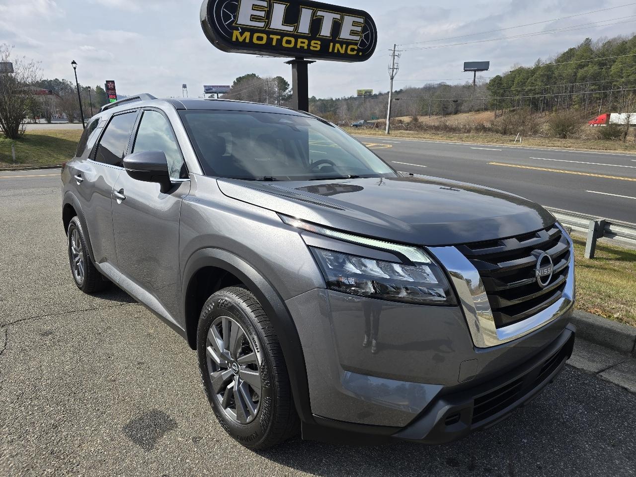 2024 Nissan Pathfinder SV 4WD