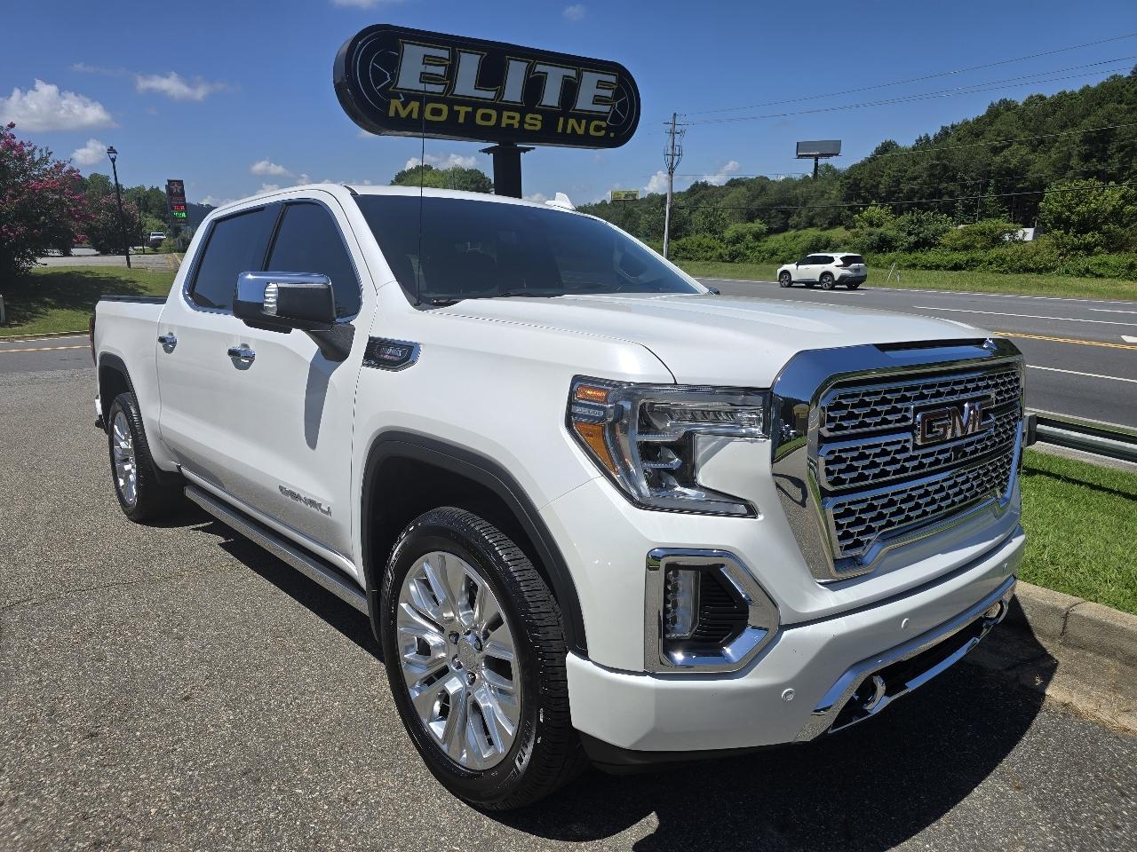 2020 GMC Sierra 1500 Crew Cab Crew Cab 143.5" WB SLT