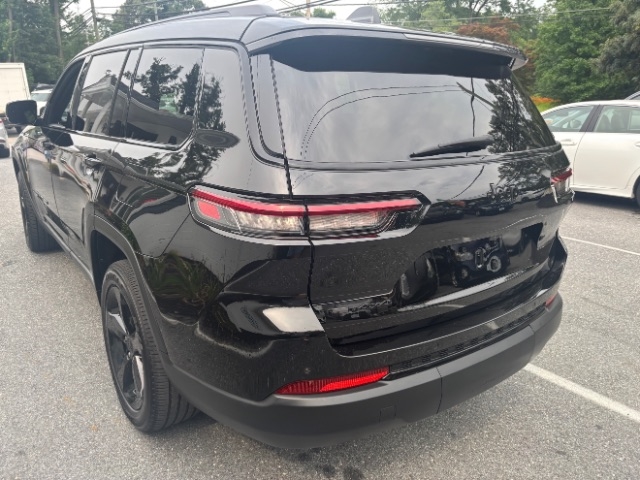 Jeep Grand Cherokee L Laredo 4WD 2021