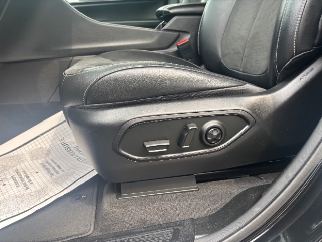 Jeep Grand Cherokee L Laredo 4WD 2021