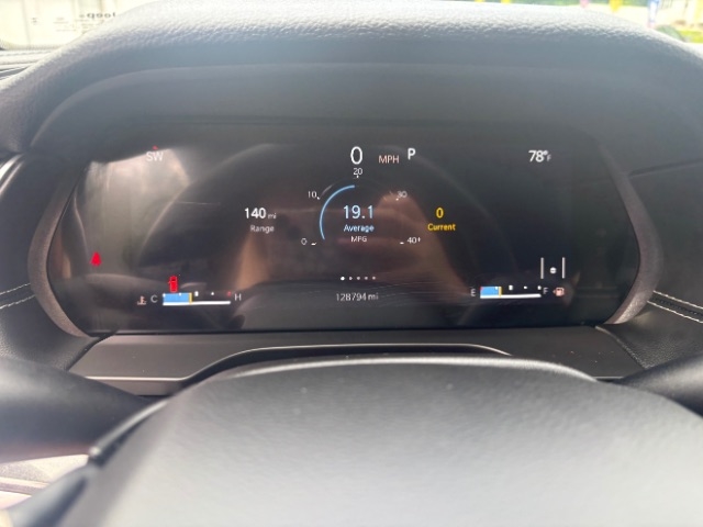 Jeep Grand Cherokee L Laredo 4WD 2021