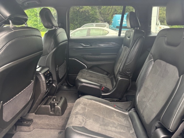 Jeep Grand Cherokee L Laredo 4WD 2021