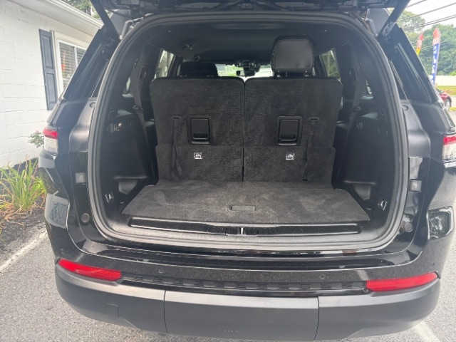 Jeep Grand Cherokee L Laredo 4WD 2021