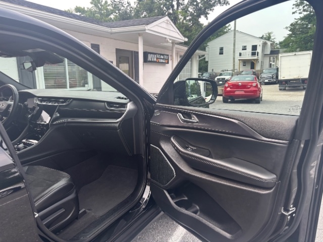 Jeep Grand Cherokee L Laredo 4WD 2021