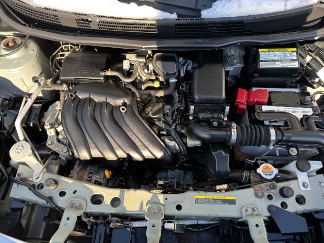 Nissan Versa 1.6 S 5M 2014