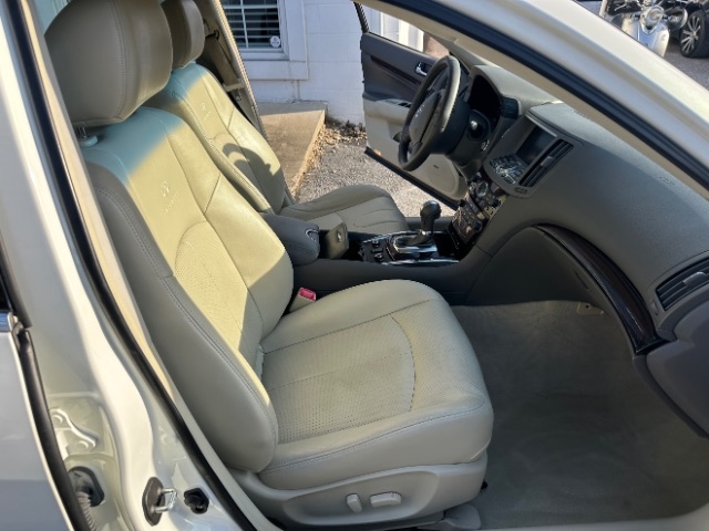 Infiniti G Sedan 37x AWD 2013