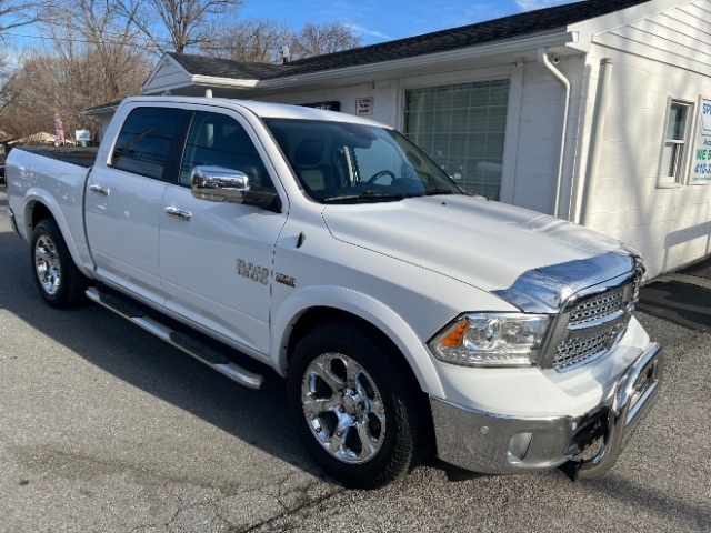 RAM 1500 Laramie Crew Cab SWB 2WD 2017