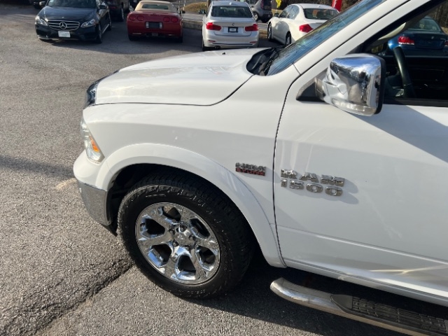 RAM 1500 Laramie Crew Cab SWB 2WD 2017