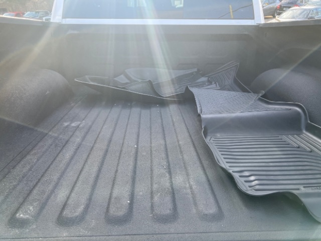 RAM 1500 Laramie Crew Cab SWB 2WD 2017