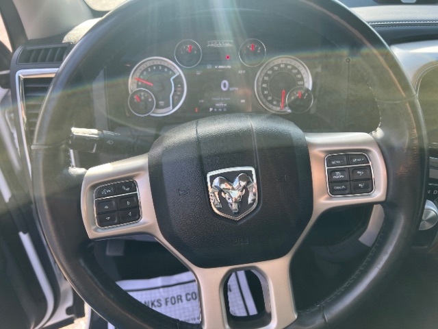 RAM 1500 Laramie Crew Cab SWB 2WD 2017