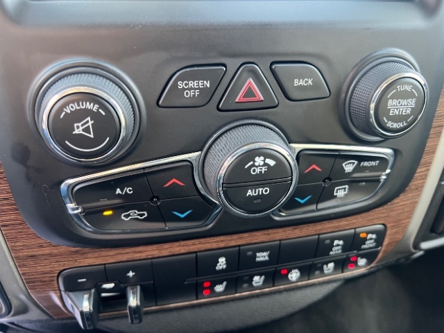 RAM 1500 Laramie Crew Cab SWB 2WD 2017