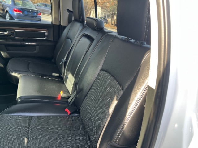 RAM 1500 Laramie Crew Cab SWB 2WD 2017