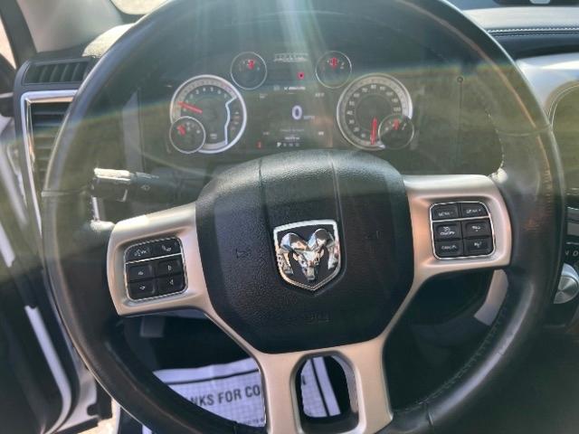 RAM 1500 Laramie Crew Cab SWB 2WD 2017