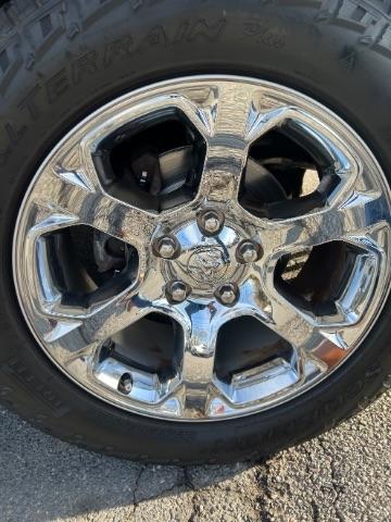 RAM 1500 Laramie Crew Cab SWB 2WD 2017