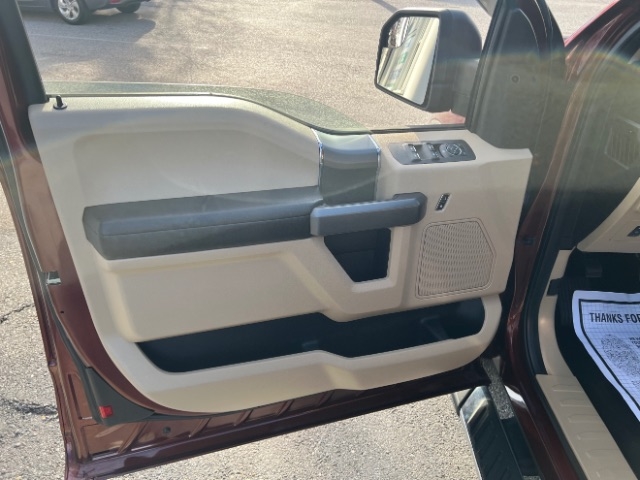 Ford F-150 XLT SuperCab 8-ft. 2WD 2016