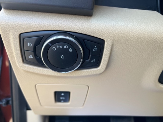 Ford F-150 XLT SuperCab 8-ft. 2WD 2016