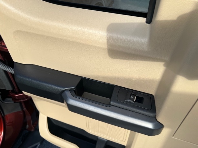 Ford F-150 XLT SuperCab 8-ft. 2WD 2016