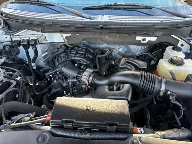 Ford F-150 XL 8-ft. Bed 2WD 2011