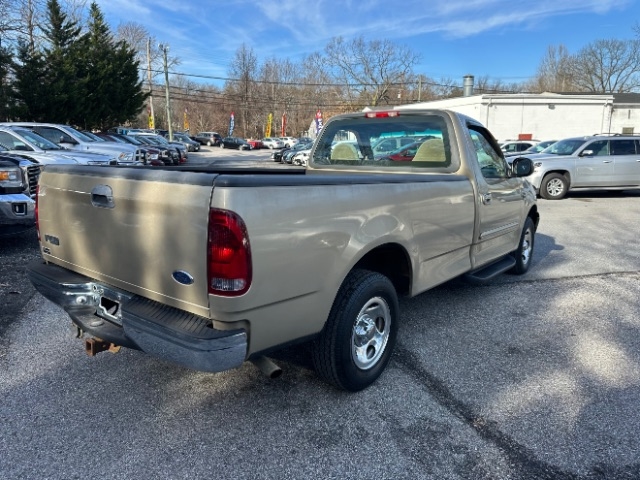 Ford F-150 XLT Reg. Cab Short Bed 2WD 2000
