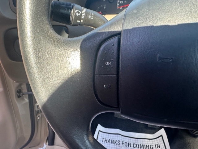 Ford F-150 XLT Reg. Cab Short Bed 2WD 2000