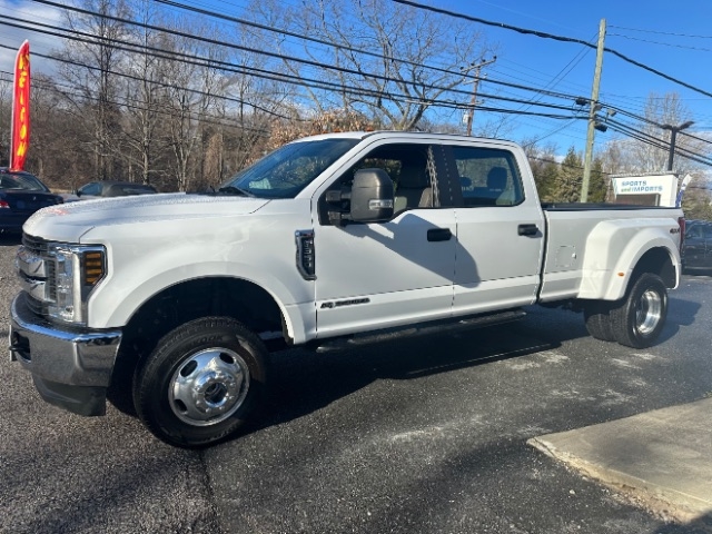Ford F-350 SD XL Crew Cab Long Bed DRW 4WD 2019