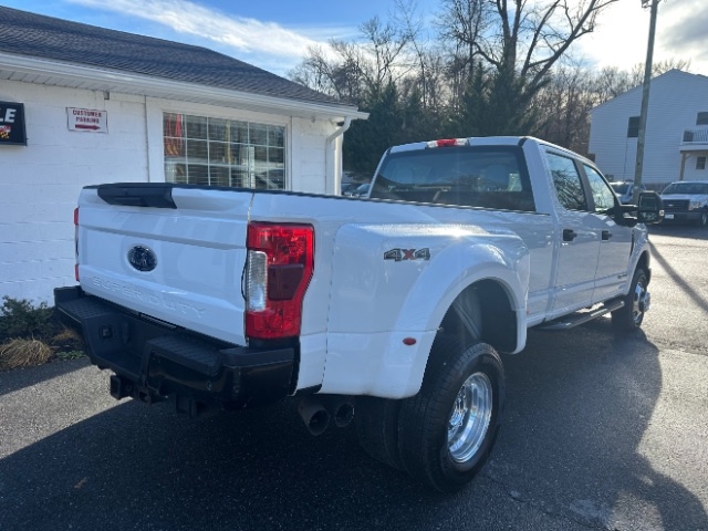 Ford F-350 SD XL Crew Cab Long Bed DRW 4WD 2019