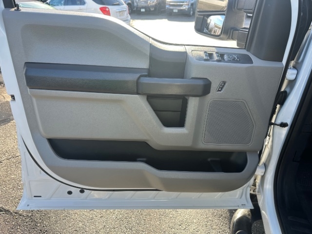 Ford F-350 SD XL Crew Cab Long Bed DRW 4WD 2019