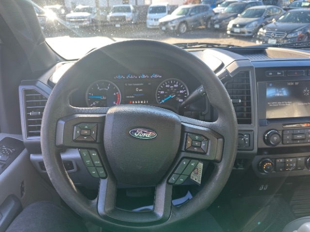 Ford F-350 SD XL Crew Cab Long Bed DRW 4WD 2019