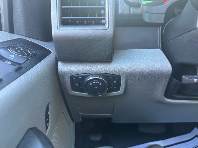 Ford F-350 SD XL Crew Cab Long Bed DRW 4WD 2019