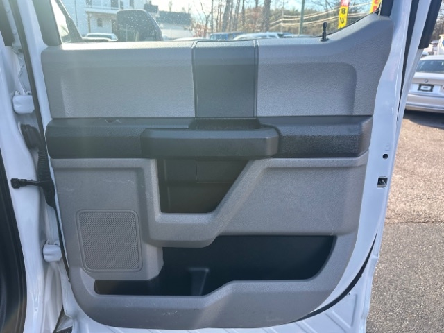 Ford F-350 SD XL Crew Cab Long Bed DRW 4WD 2019