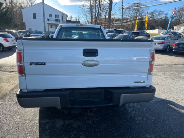 Ford F-150 XL 8-ft. Bed 2WD 2011