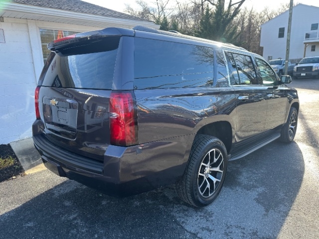 Chevrolet Suburban LT 4WD 2015