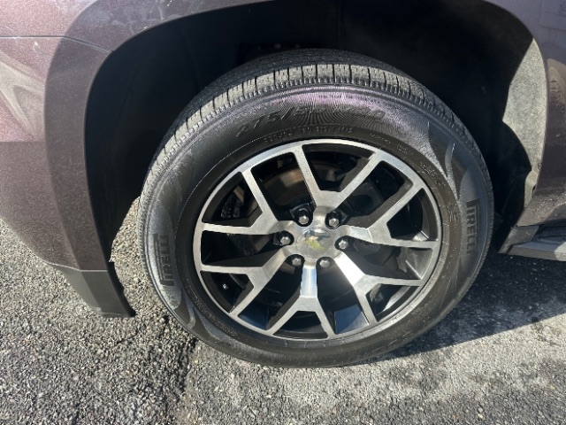 Chevrolet Suburban LT 4WD 2015