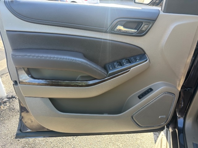 Chevrolet Suburban LT 4WD 2015