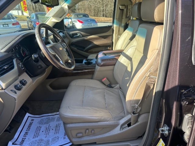 Chevrolet Suburban LT 4WD 2015