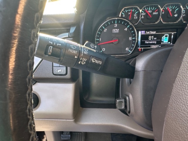 Chevrolet Suburban LT 4WD 2015