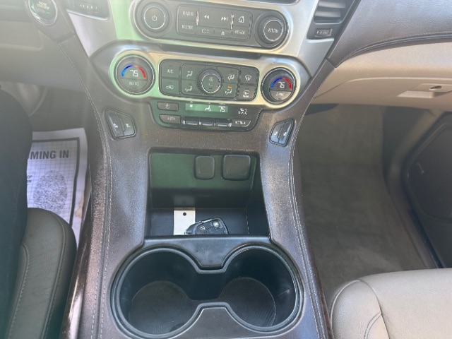 Chevrolet Suburban LT 4WD 2015