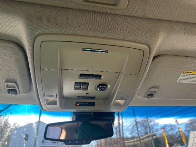 Chevrolet Suburban LT 4WD 2015