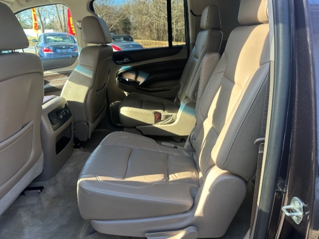 Chevrolet Suburban LT 4WD 2015